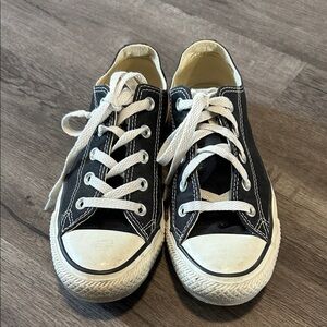 Women’s Converse All Star black low top